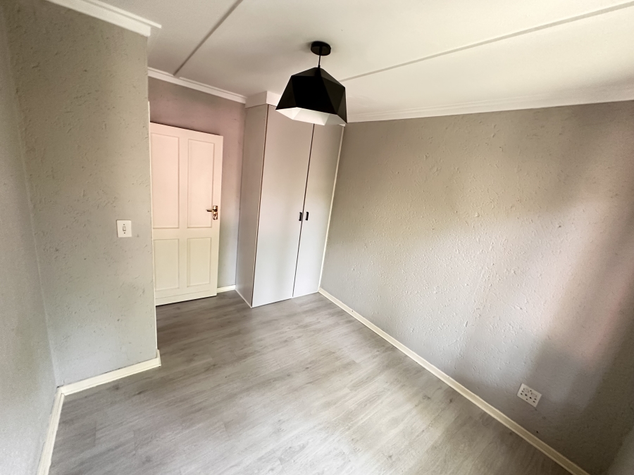 To Let 3 Bedroom Property for Rent in Estate D Afrique North West